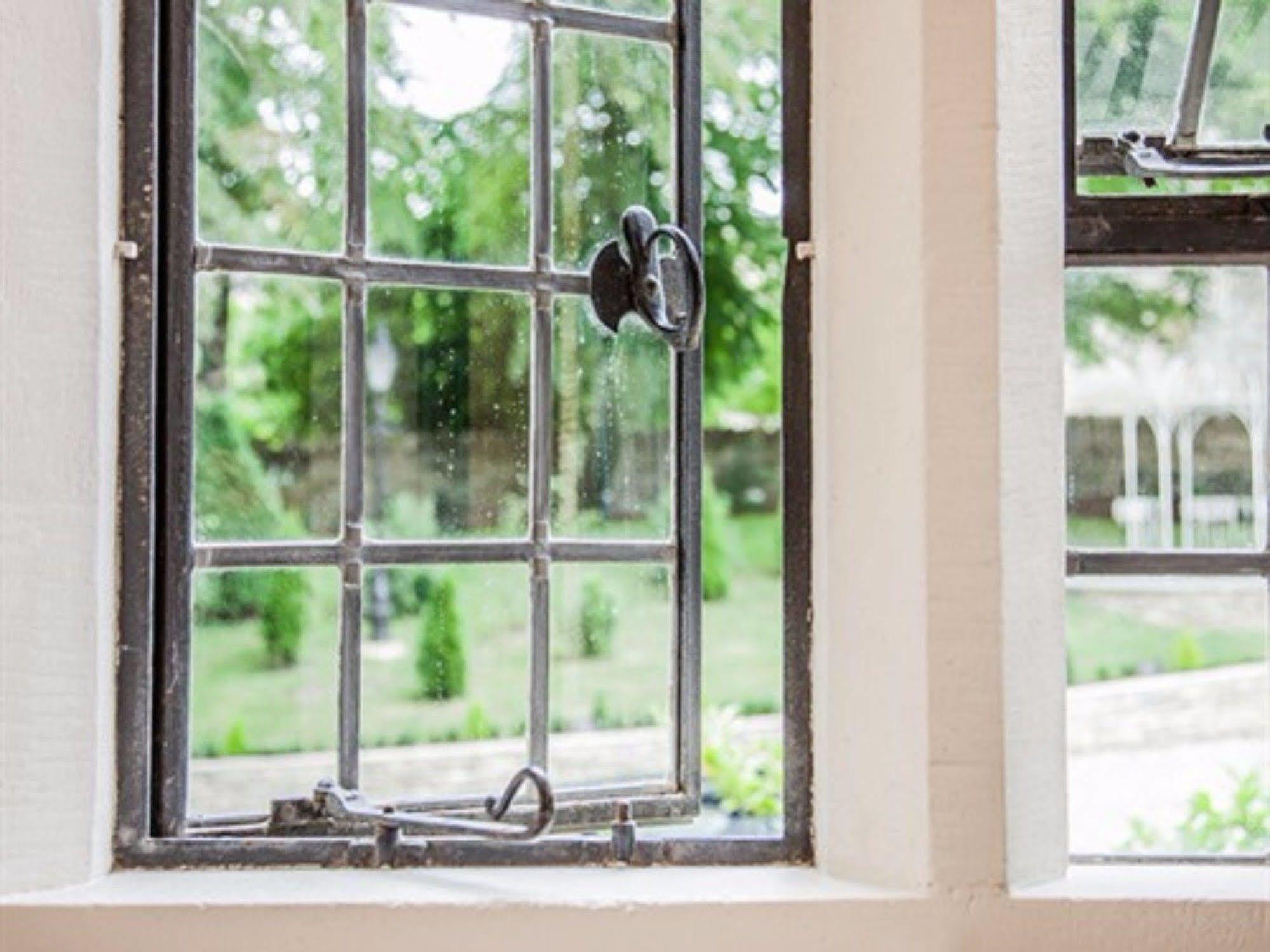 Court House Manor Luxury B&B Painswick Dış mekan fotoğraf