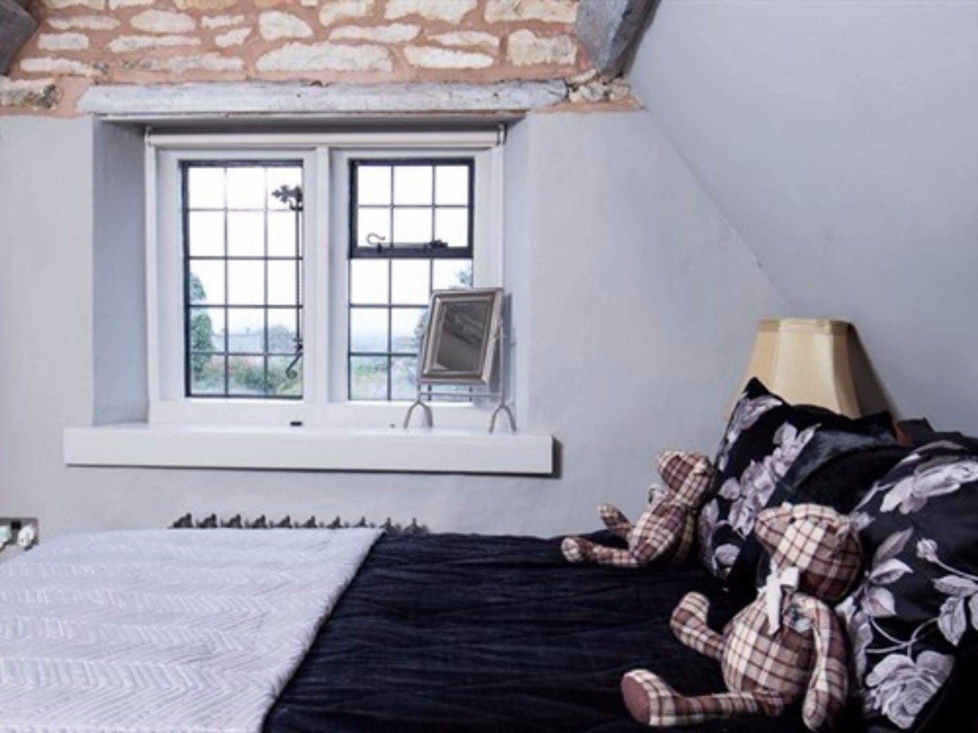 Court House Manor Luxury B&B Painswick Dış mekan fotoğraf