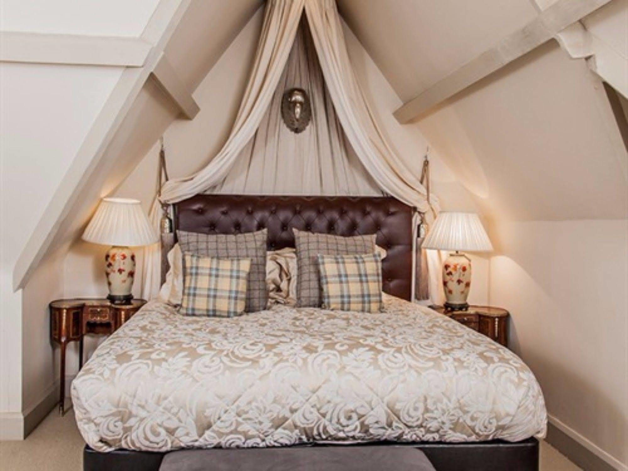 Court House Manor Luxury B&B Painswick Dış mekan fotoğraf